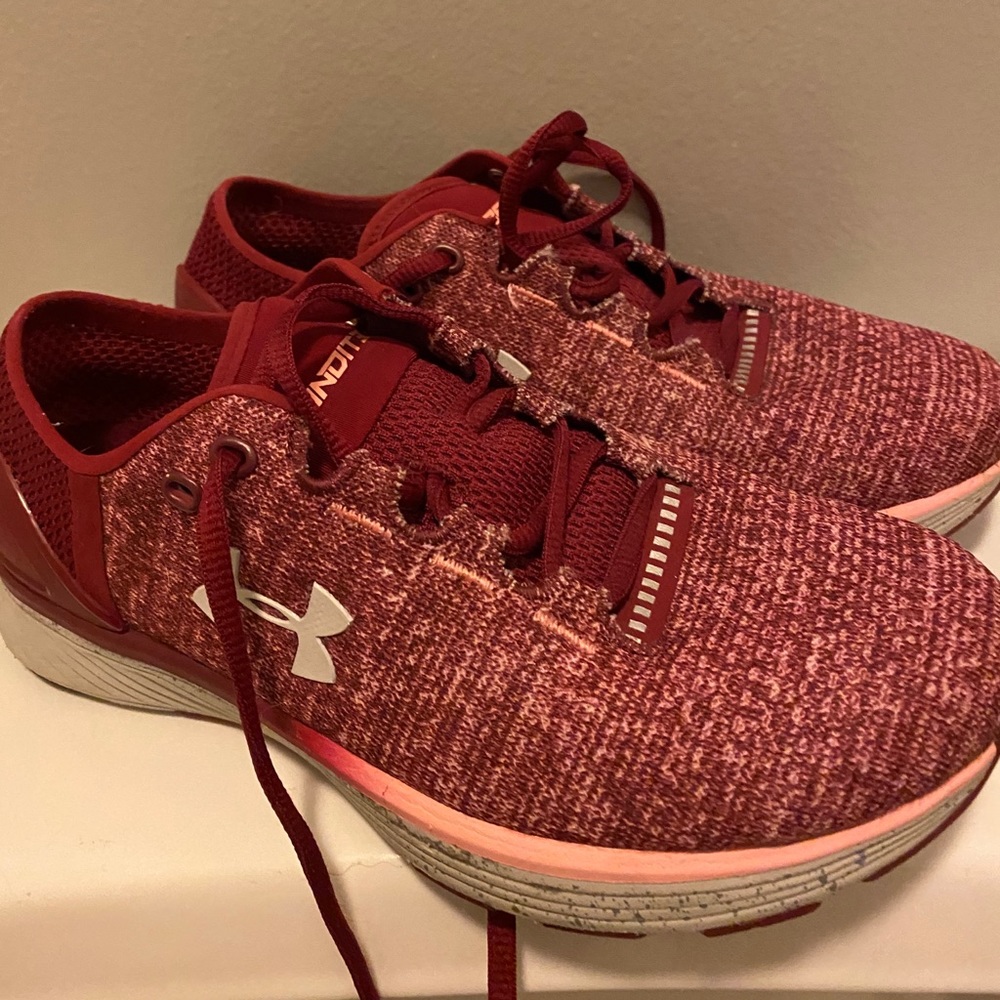 Women’s Under Armour Charged Bandit 3 Size 8
